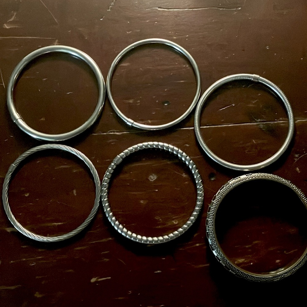 👌6 Stainless Bracelets👌